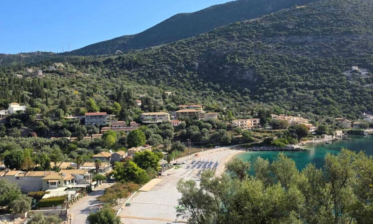 Mikros Gialos RV Rental | Poros Beach