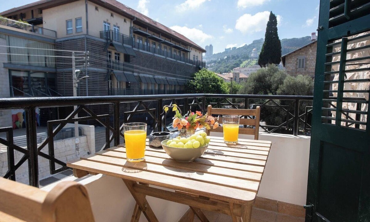 Haifa Apartment | PORT CITY HAIFA Authentic 2BdrmsBlcny GermanColony