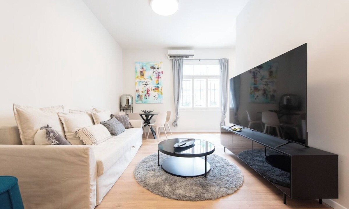 Haifa Apartment | PORT CITY HAIFA - Authentic 2 Bdrms GermanColony 3