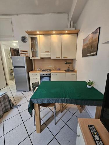 Guastalla Apartment | Porta Romana District Studio