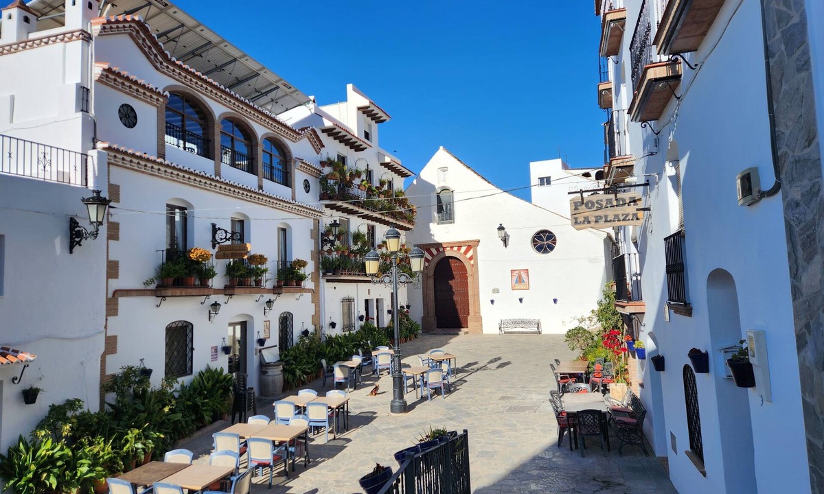 Canillas de Albaida Hotel | Posada la Plaza