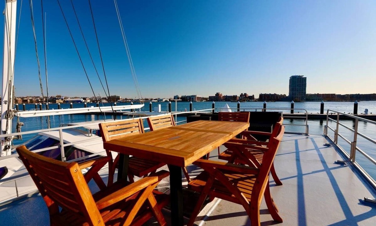 North End Boat Rental | Poseidon's Escape: Ocean Retreat