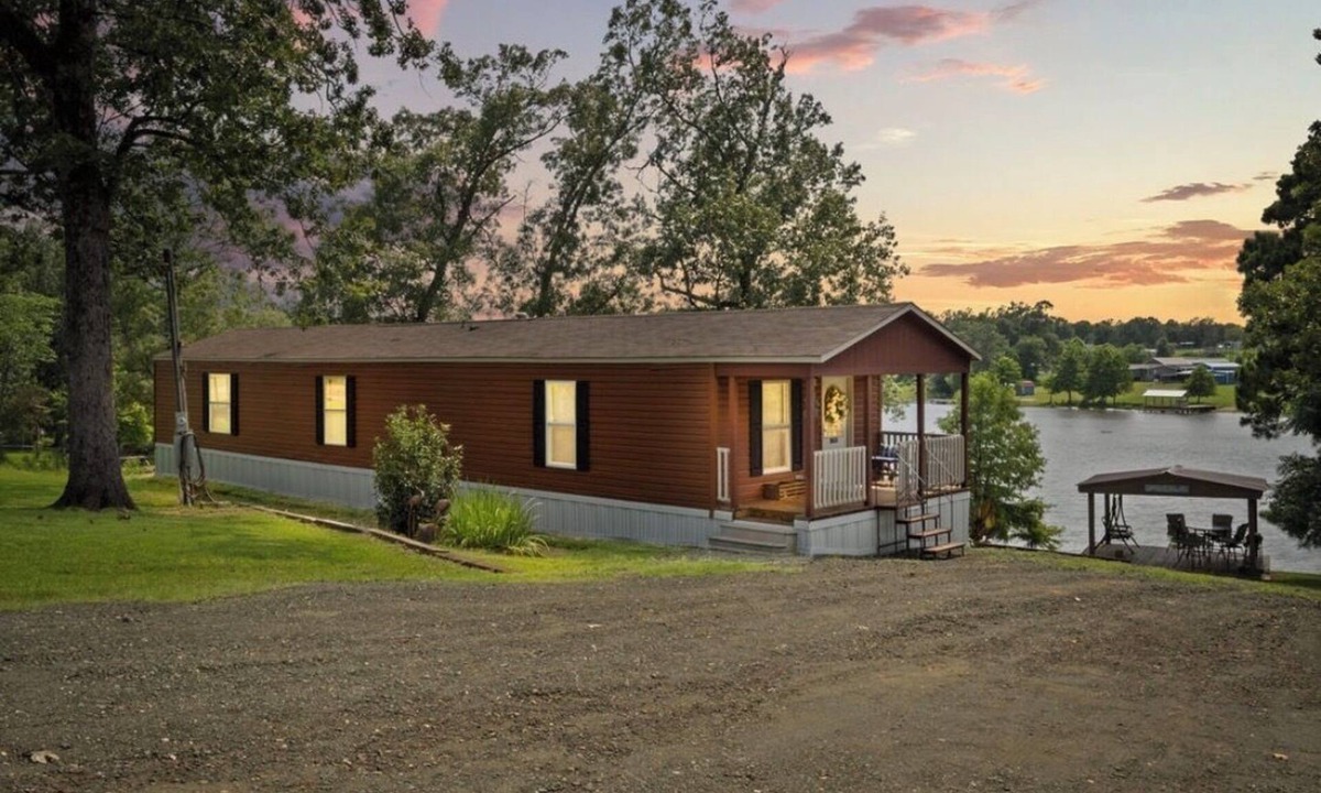 Negreet Bed & Breakfast | Posiath Point-Private Boat Launch-On Water