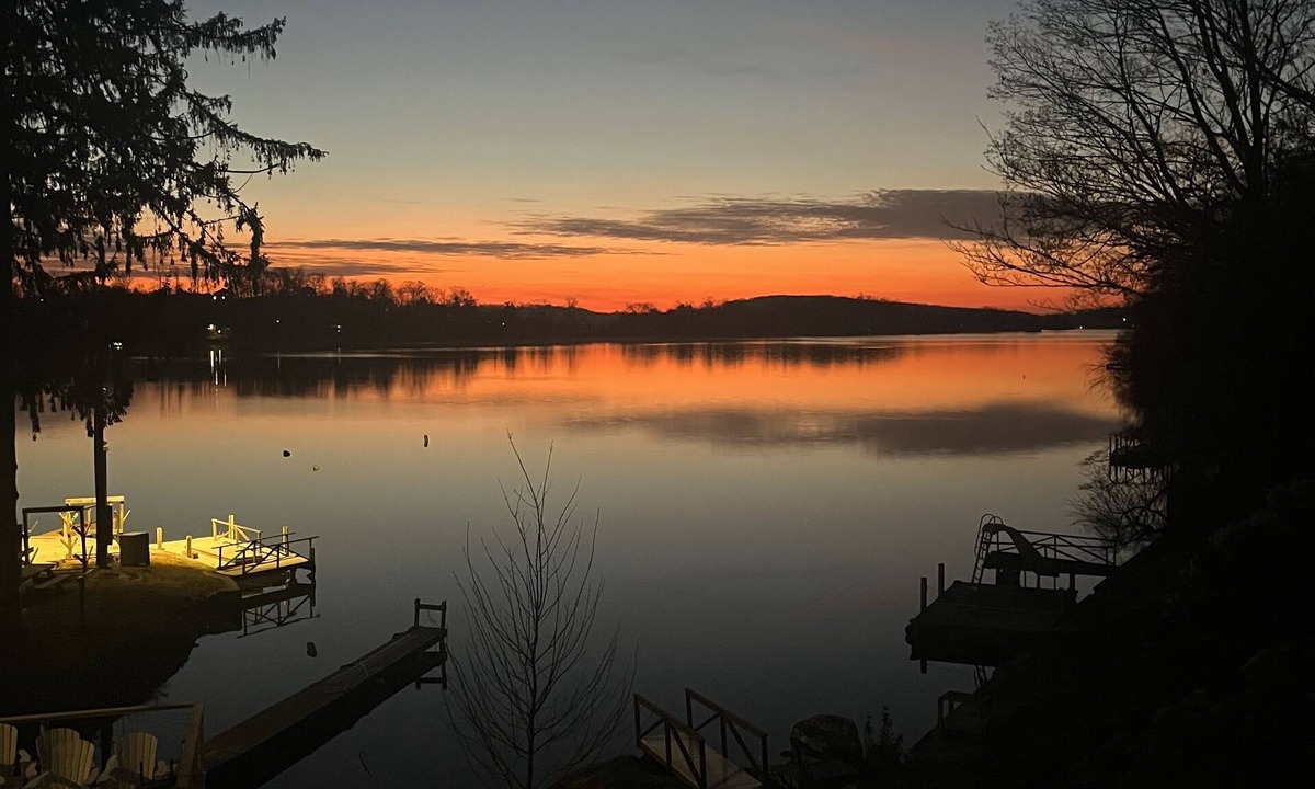 New Fairfield House | Position "A".Perfect Family Get Away