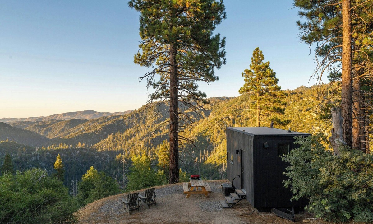 Running Springs Cabin | Postcard Cabins Big Bear, Outdoor Collection by Marriott Bonvoy
