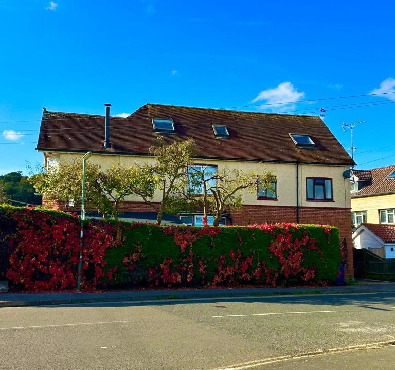 Chilworth Apartment | Pound Corner