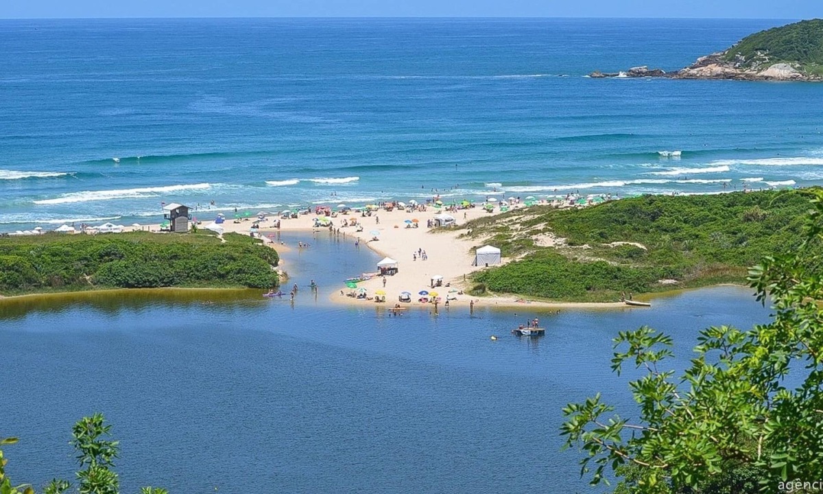 Praia do Rosa Hotel | Pousada Bangalôs do Rosa