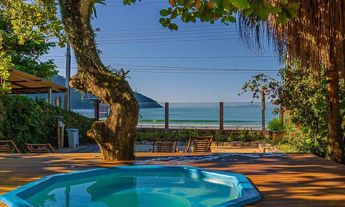 Praia da Enseada Hotel | Pousada Vila Jacaa