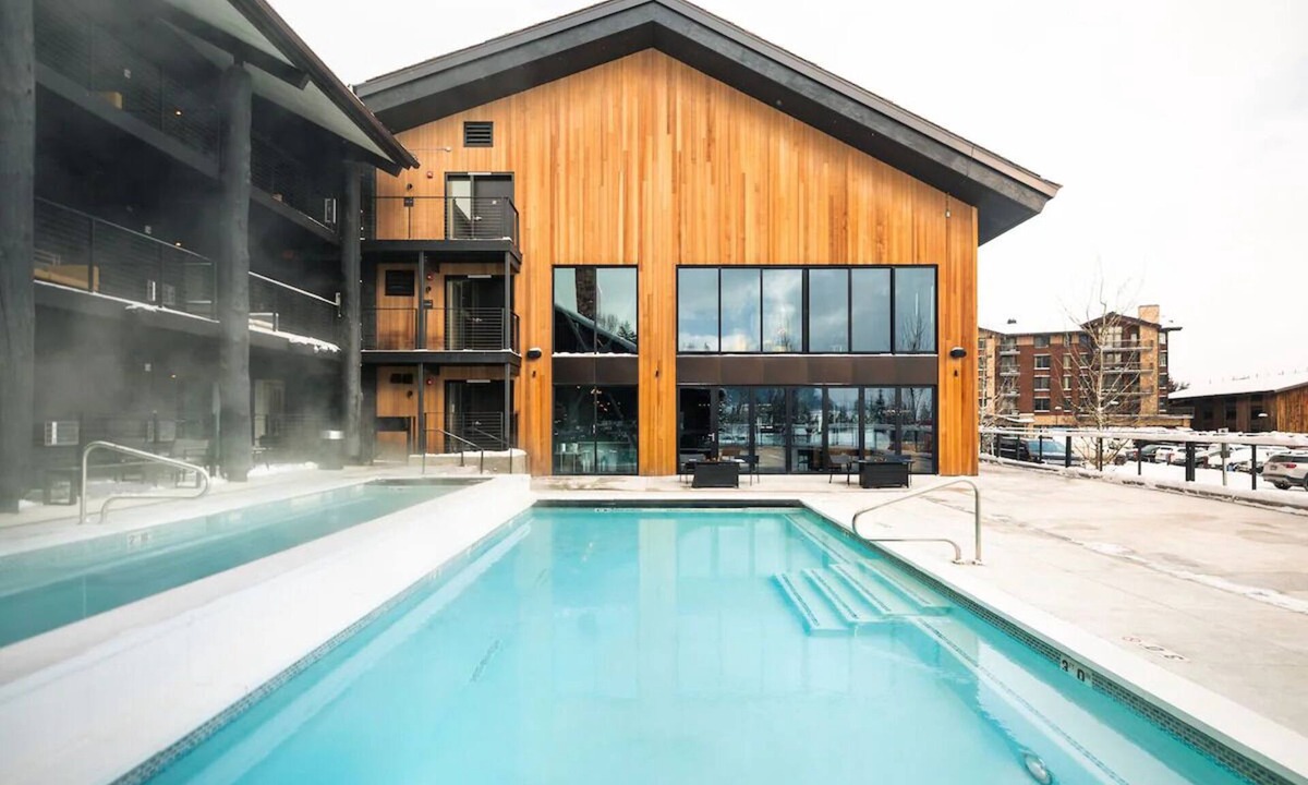Teton Village Hotel | Powder Hound Suite | King + Queen Sofa Sleeper, Gravity Haus, 3 Units