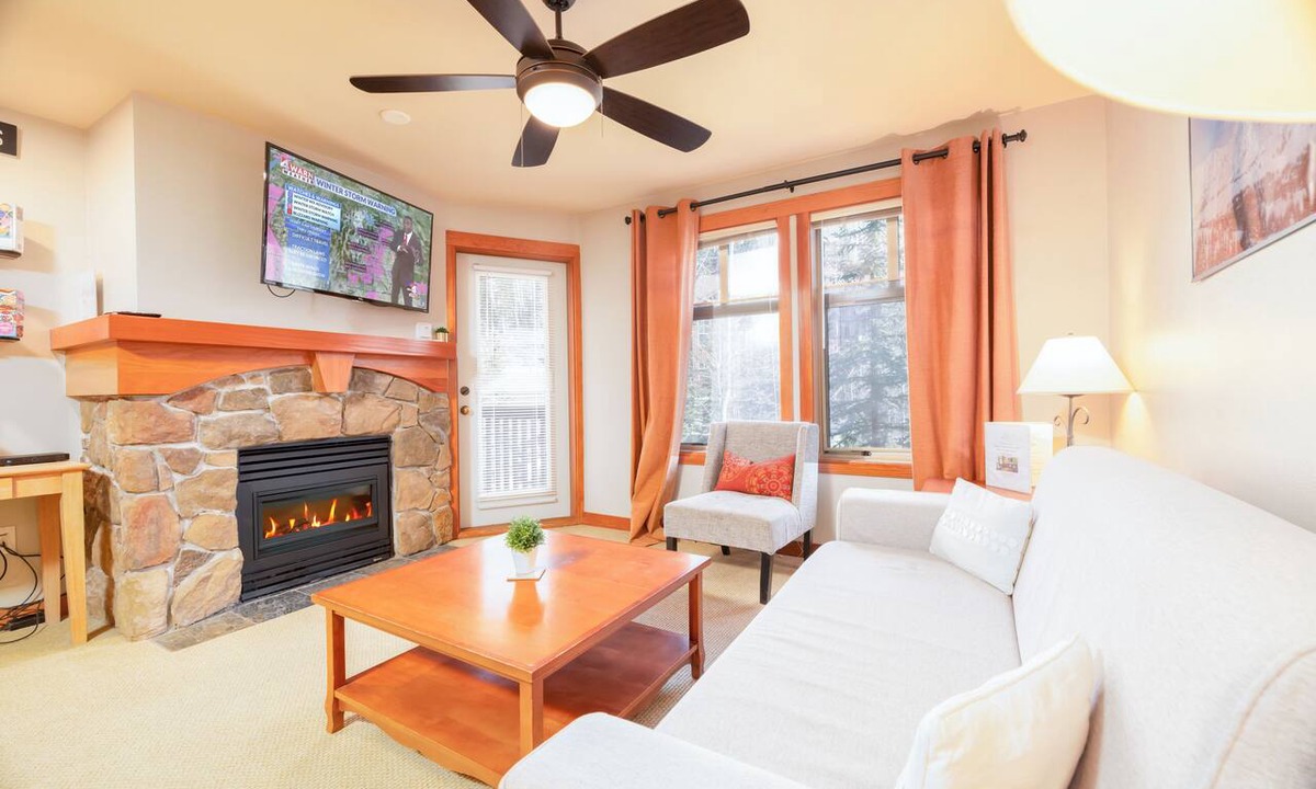 Salt Lake Mountain Resorts Condo | Powder Stash by Cottonwood Lodging