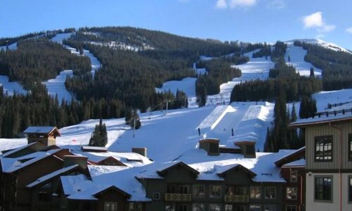 Copper Mountain Village Condo | PP407 Center Village w/Stunning Ski Slope views of Copper Mountain