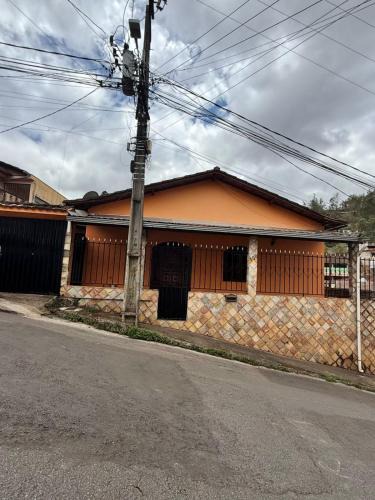 Ouro Preto House | Próximo ao centro de Mariana MG