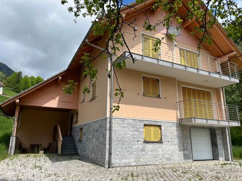 Spodnja Sorica House | Pr Fajfarju