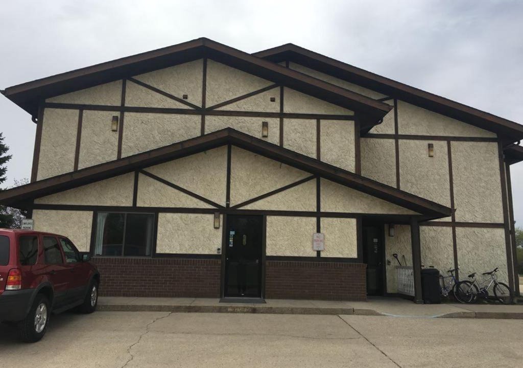Edgeley Hotel | Prairie Rose inn