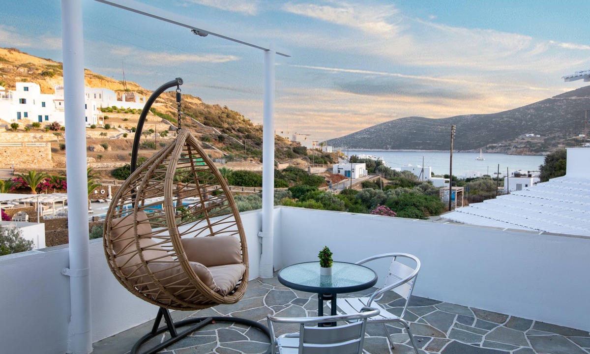 Platis Gialos Bed & Breakfast | Prasini Gonia