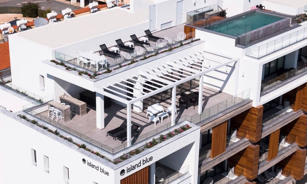 Paphos Ski Chalet | Premier 401 3 BED - Three Bedroom Apartment, Sleeps 6