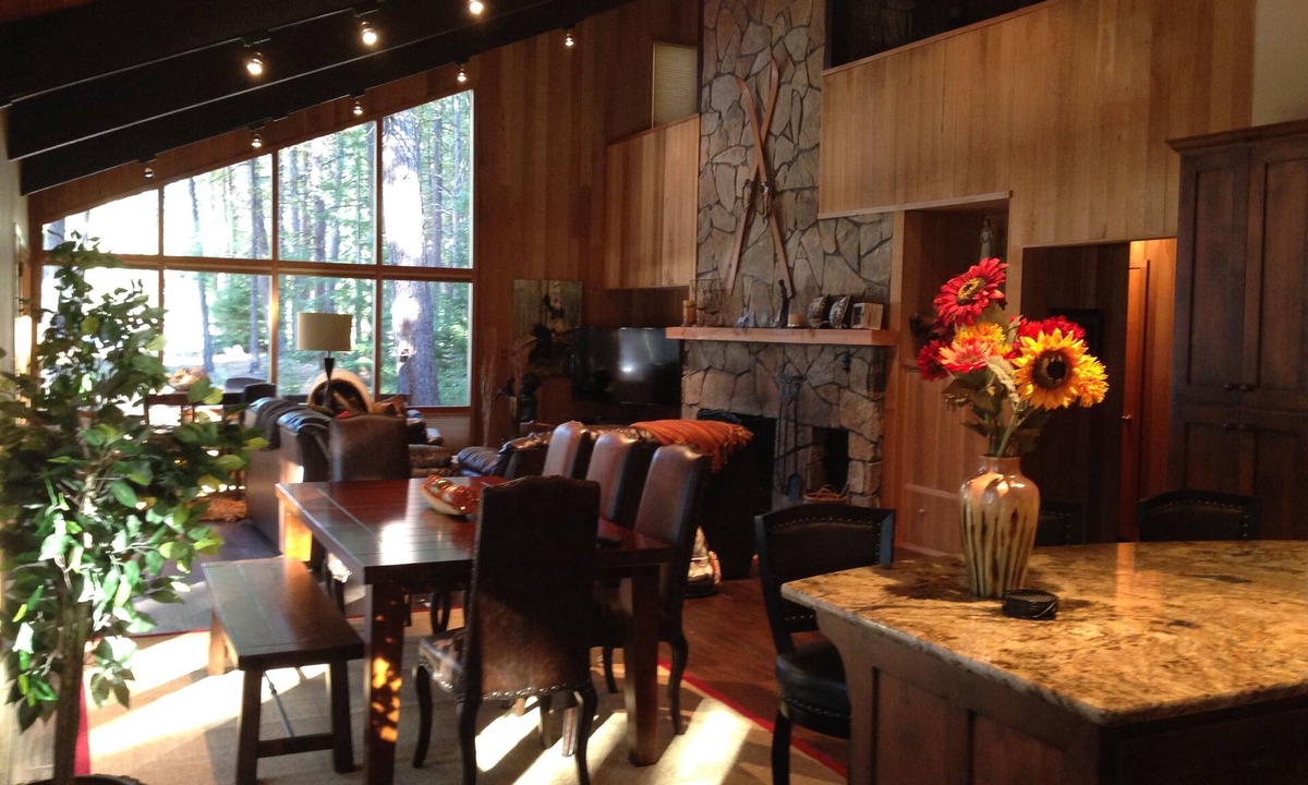 Black Butte Ranch House | PREMIER Golf Course 189+ 5 STARS - GREAT LOCATION, Aspen Grove Views off Deck,
