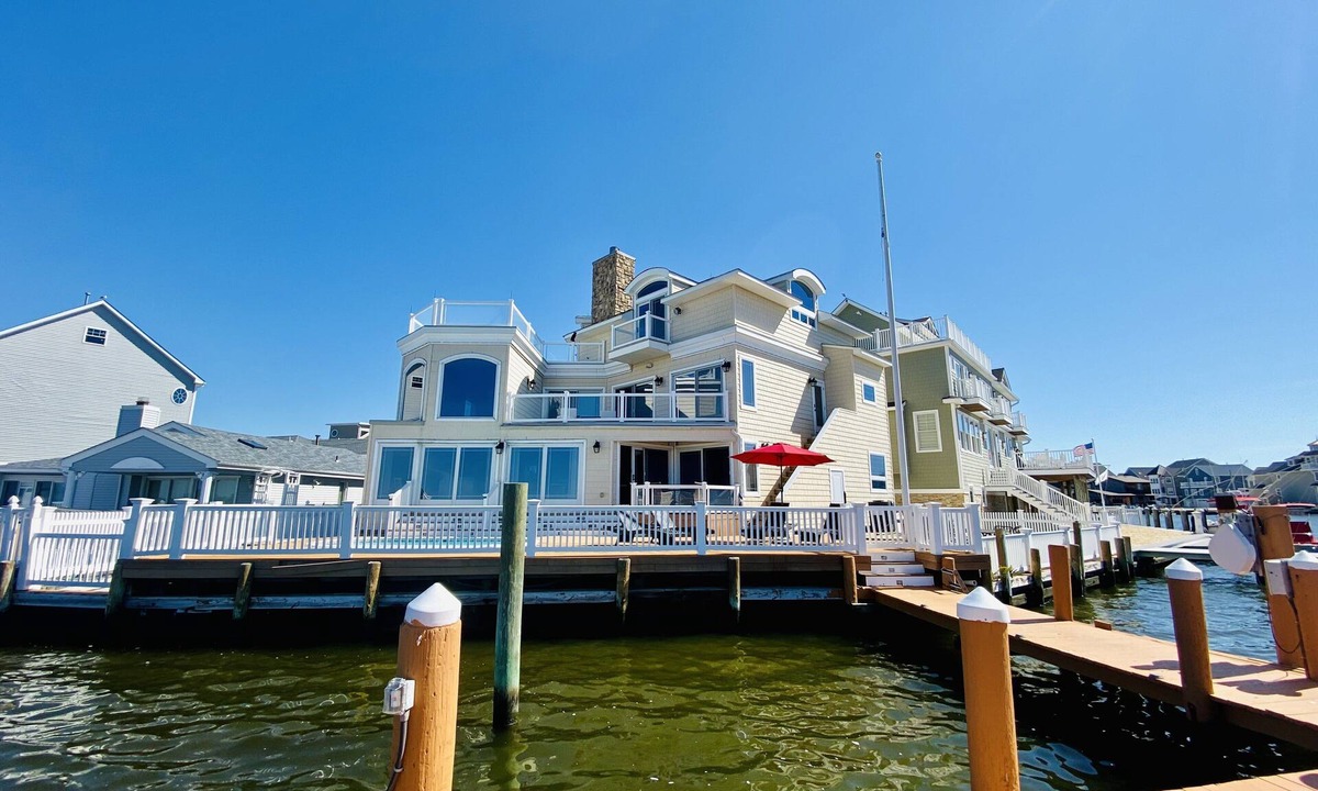 Ortley Beach House | Premier Host Listing - .6 BR, 5 BA Waterfront, Heated Pool, Amazing Views, Dock