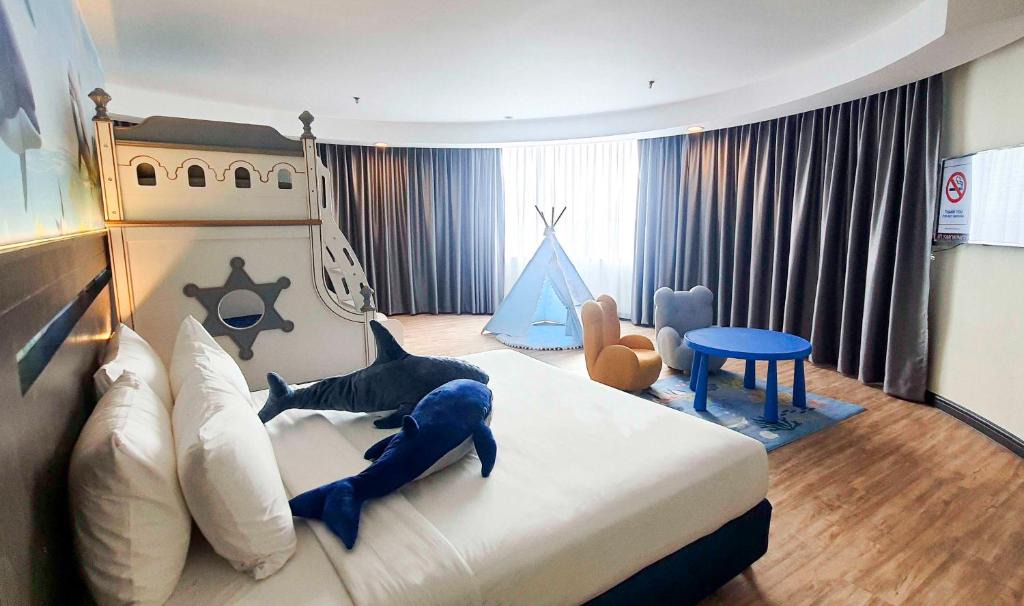 Klang Hotel | Premiere Hotel - Complimentary Shuttle to Klang Wholesale Market