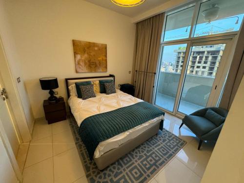 Trade Centre 1 Apartment | Premium 1BR Apartment In Damac Ghalia with City View & Balcony