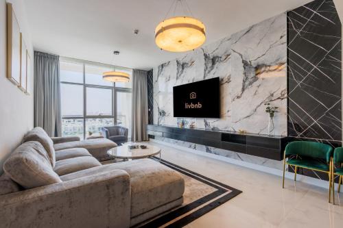 Dubai Apartment | Premium 1BR with Balcony Mins to Marina & Metro