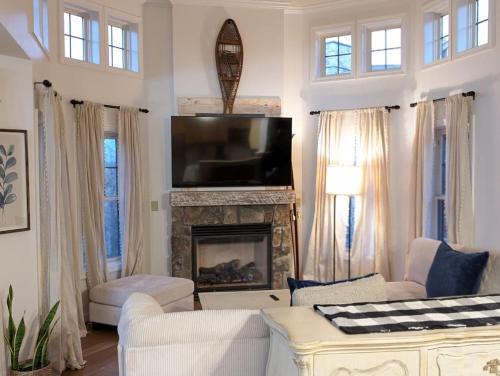 Vernon Apartment | Premium 3 Bed Top Floor Views