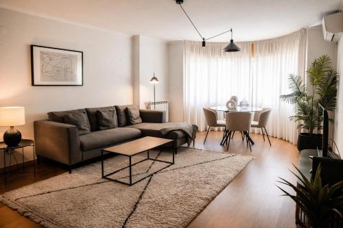Lumiar Apartment | Premium Flat in Upscale Area, Balcony, Parking