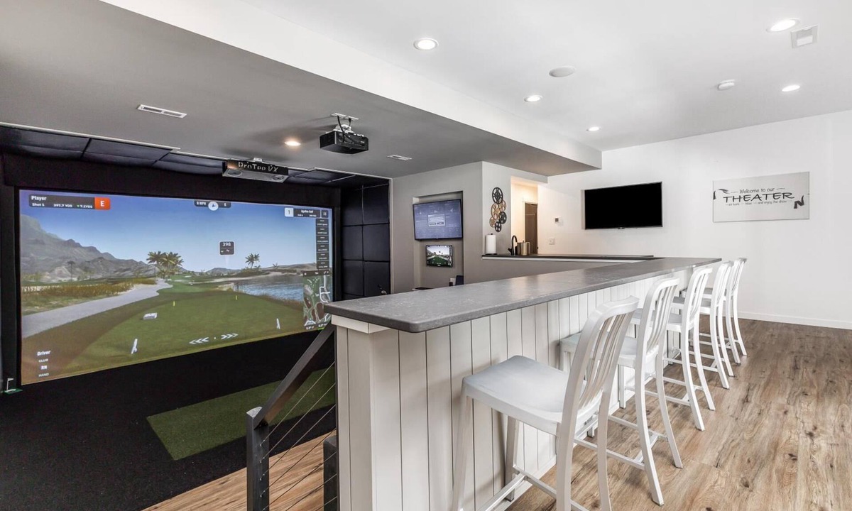 The Galena Territory House | Premium New Construction: Golf Sim + Theater Room + Noon Check-in-out