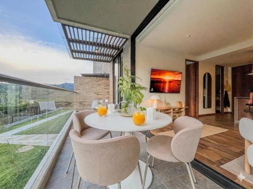 Retiro Apartment | Premium Oriente Antioqueño Escape: Luxury & Views