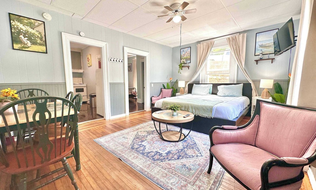 Bridgewater Apartment | Premium Spring Retreat near the LaHave River