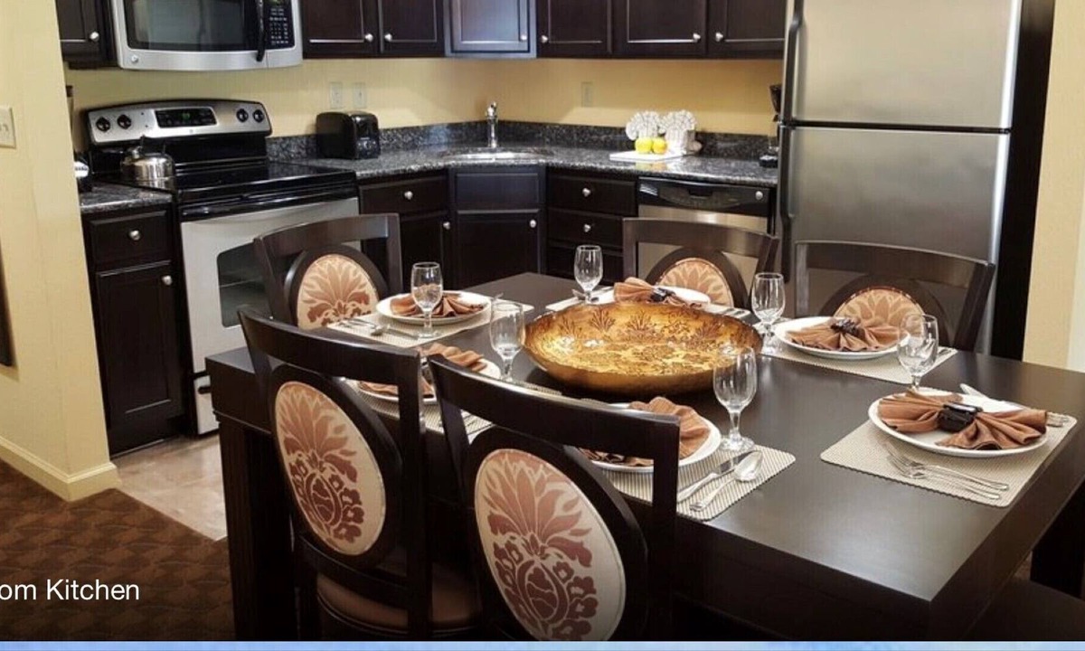 Williamsburg House | Premium Willliamsburg Rental Vacation - Unit 1 Fri, 7/1 to Fri, 7/8 dates fixed