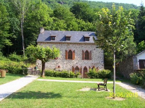 Laval-sur-Luzege House | Presbytere