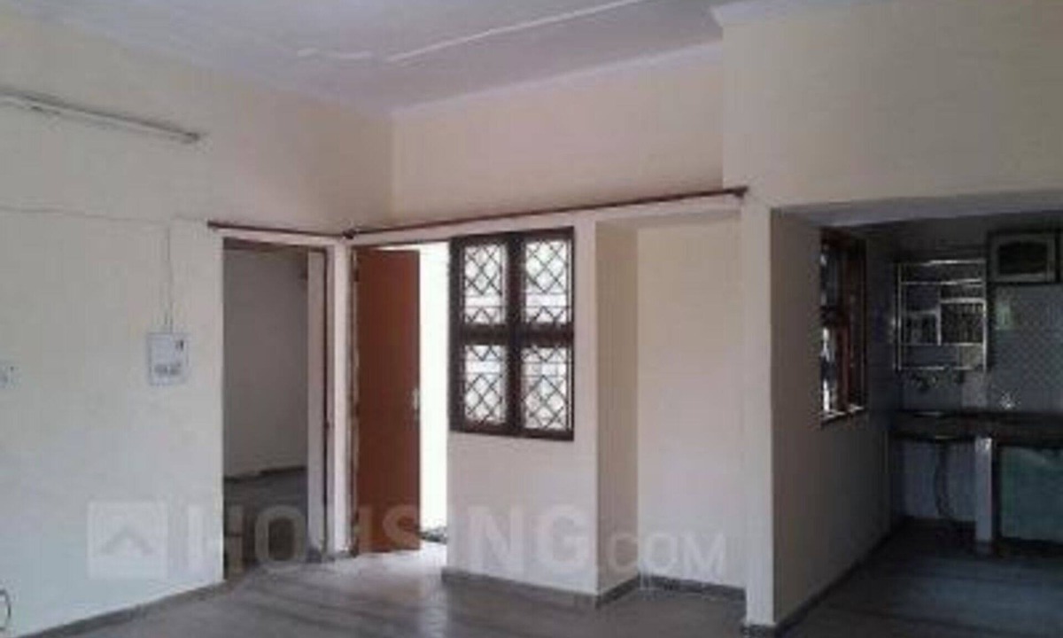 Vizianagaram House | Present At The Centre Of The Town With All Amenities Near By