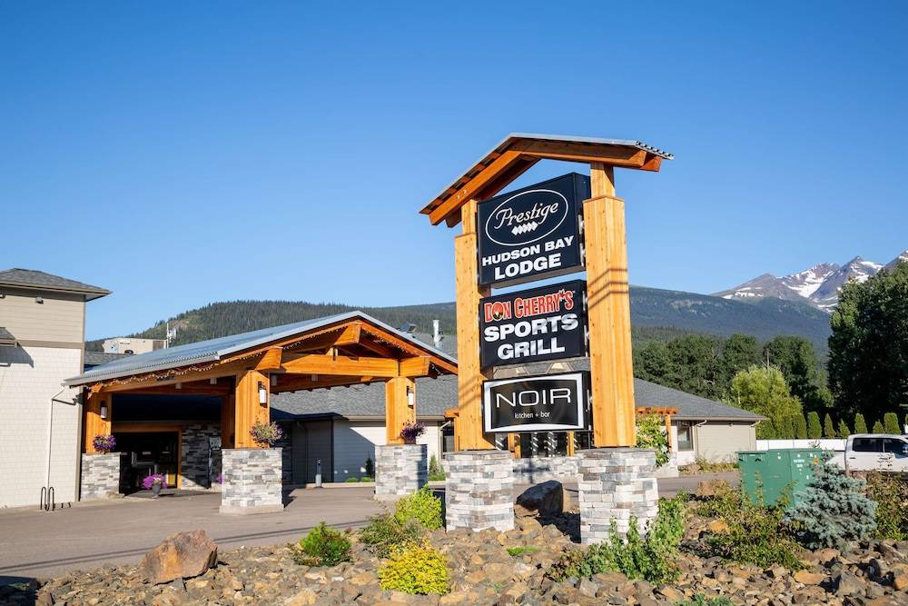 Smithers Hotel | Prestige Hudson Bay Lodge, Premier Collection
