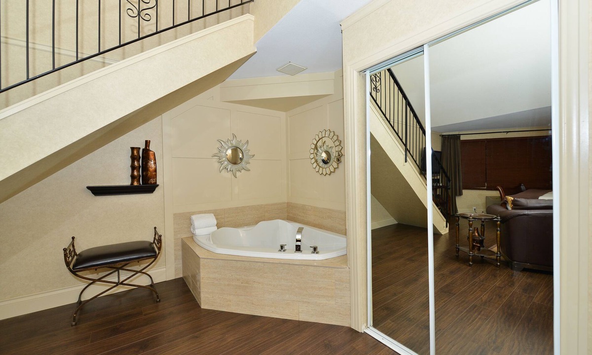 Vernon Hotel | Prestige Vernon Hotel