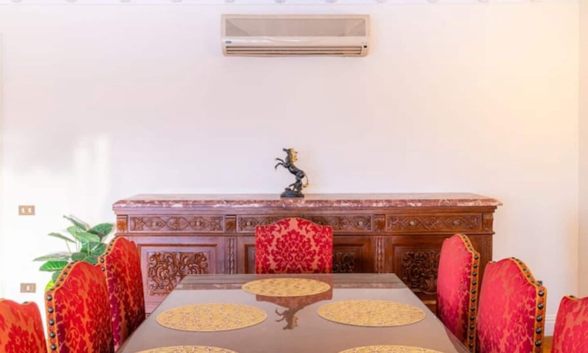 As-Sayidah Zaynab Apartment | Prestigious Nile front Luxury Overlooking Zamalek