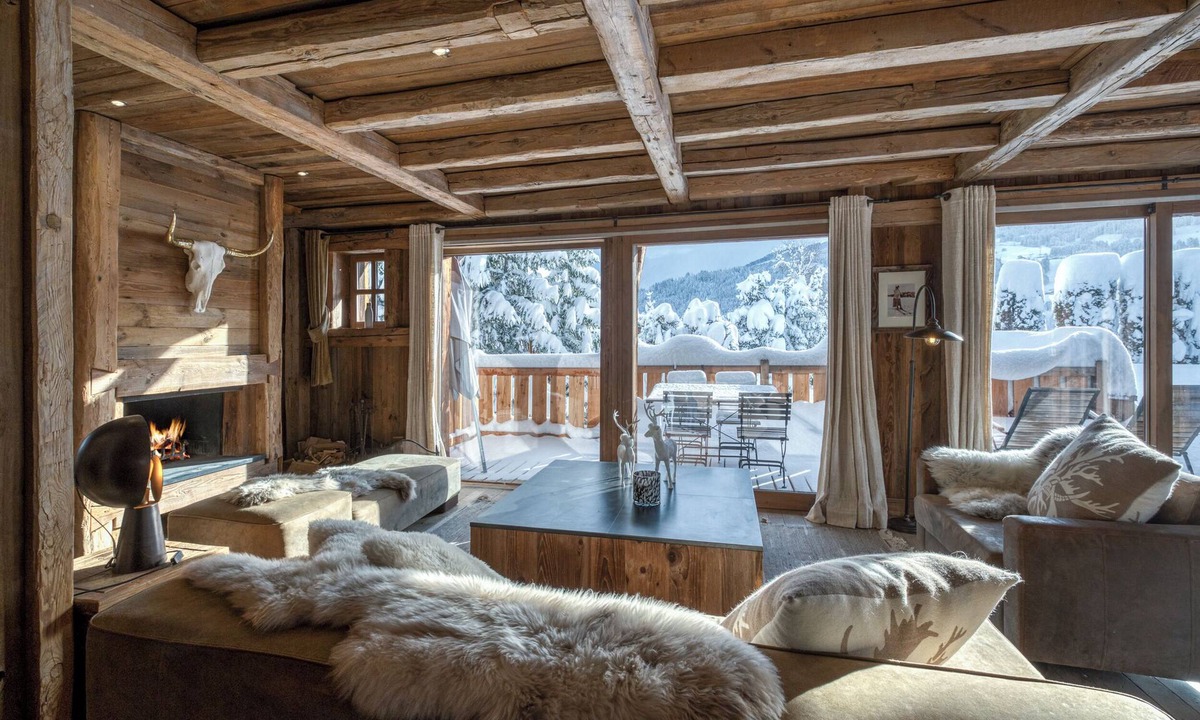 Demi-Quartier Ski Chalet | Prestigious old wooden chalet