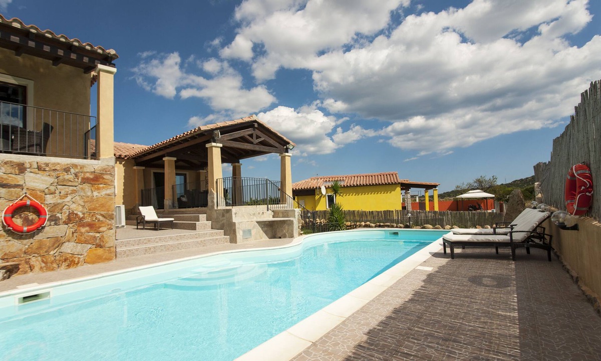 Castiadas Villa | Prestigious Villa Santa Pazienza with pool