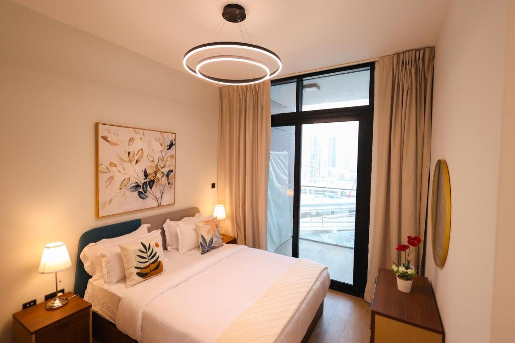 Abu Dhabi Apartment | Prime 1BR by Central Stay Near Cleveland