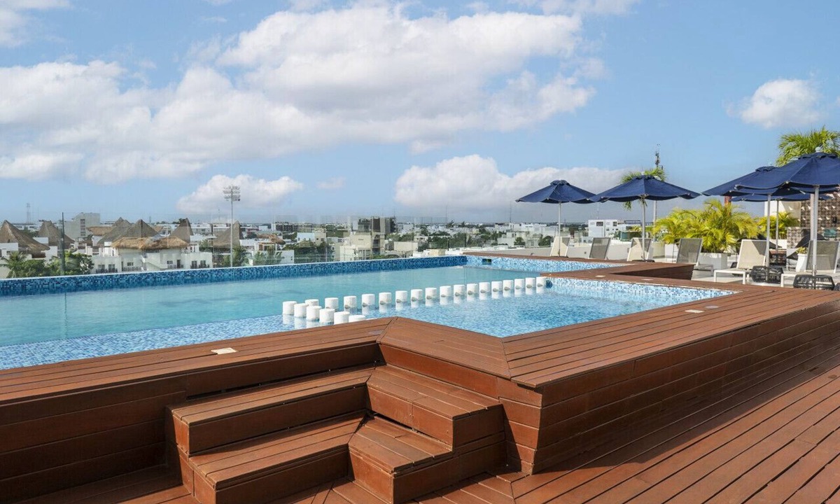 Zazil-ha Apartment | !Prime Area, Beachwalk Distance: Weekly Promotion!