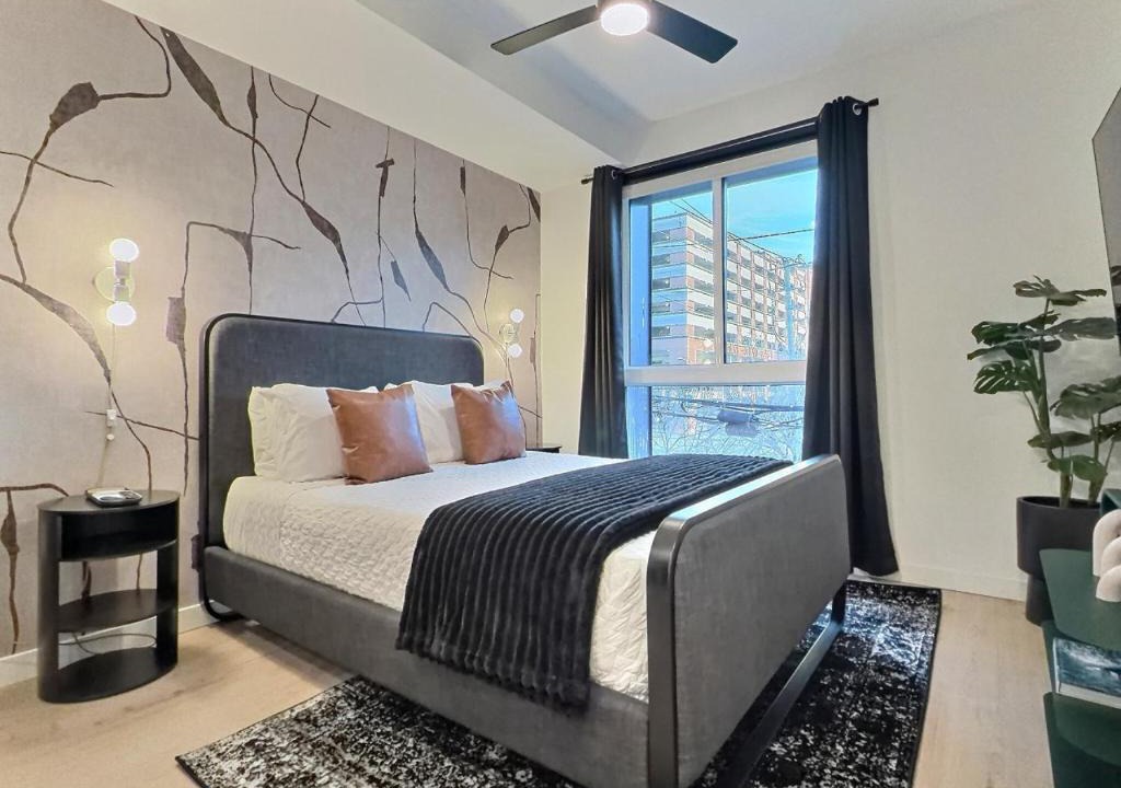 Five Points South Apartment | Prime Bham Location, Walk to UAB, Park and Dining
