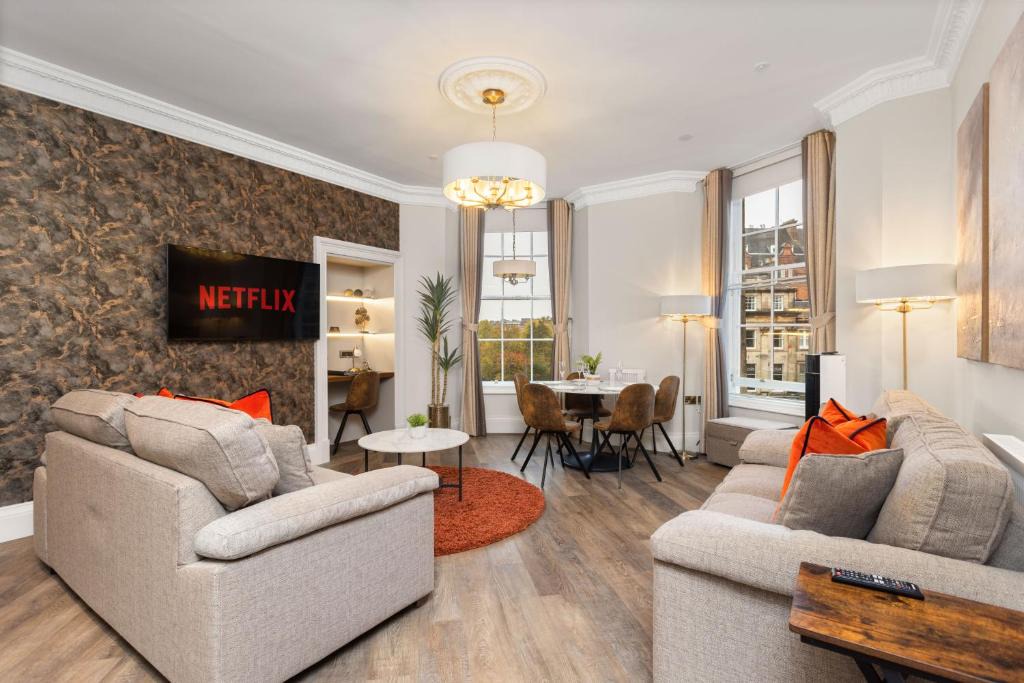 New Town Apartment | Prime Central Edinburgh 3 bed
