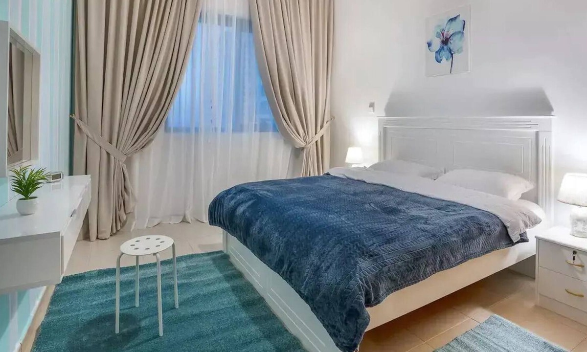Abu Dhabi Apartment | PRIME LOCATION 3 Bedroom Beach Front Side View
