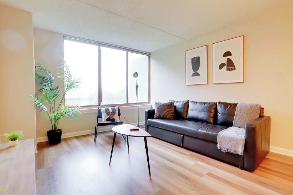 Crystal City Apartment | Prime Location | Apt Near Pentagon City