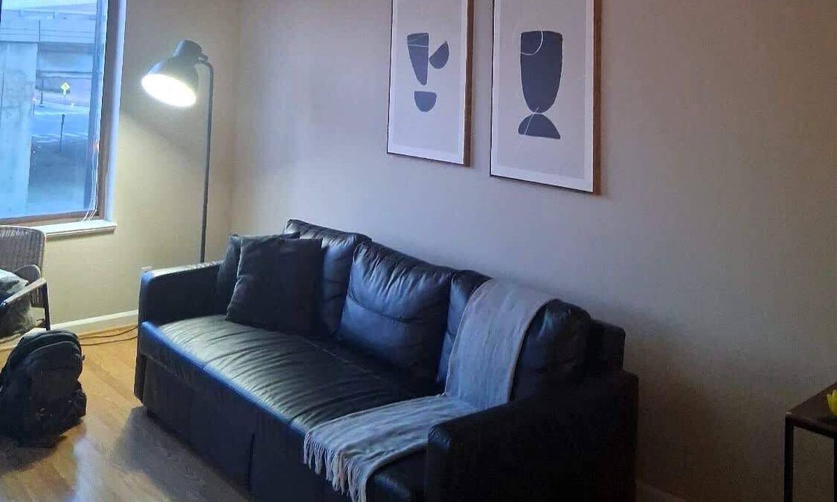 Crystal City Apartment | Prime location Apt W Gym & Indoor Pool
