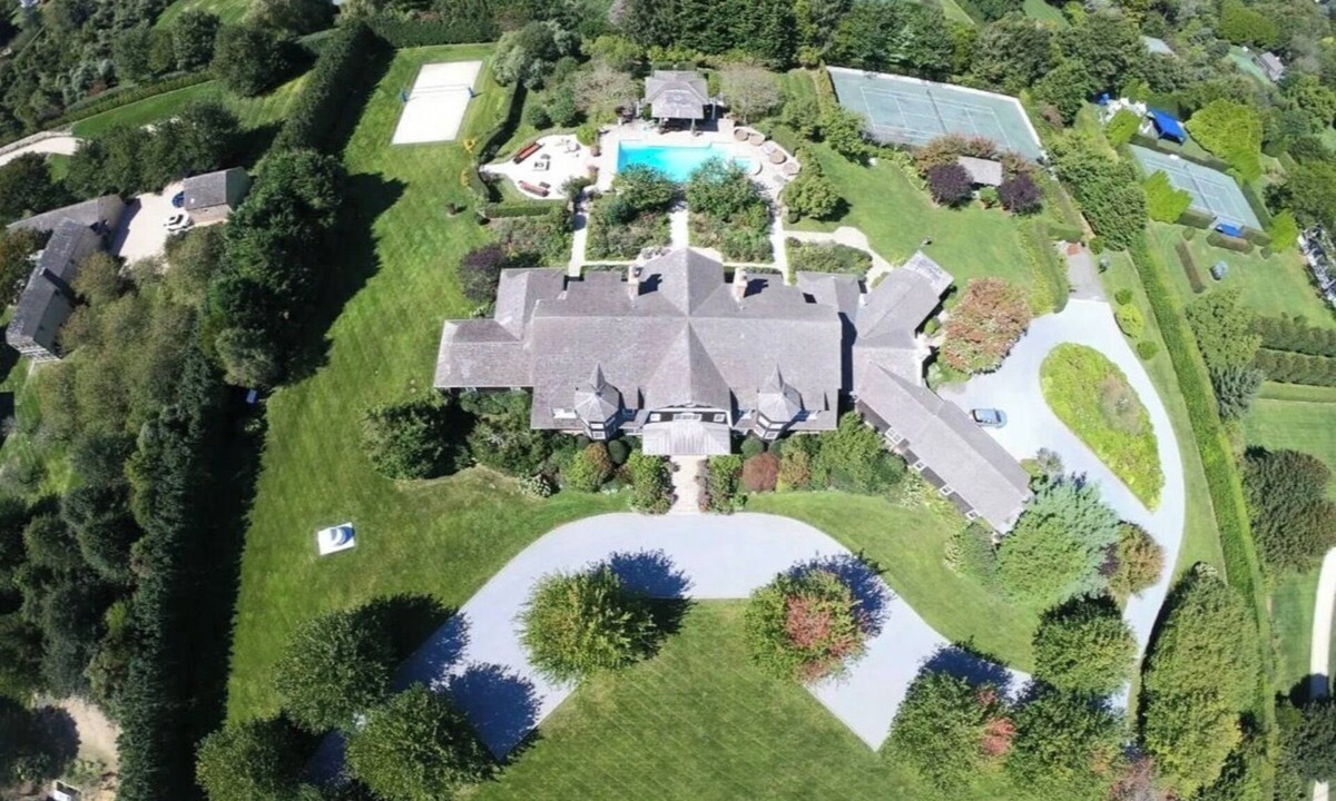 Bridgehampton House | Prime location Hamptons estate,perfect for large groups min from beach and town