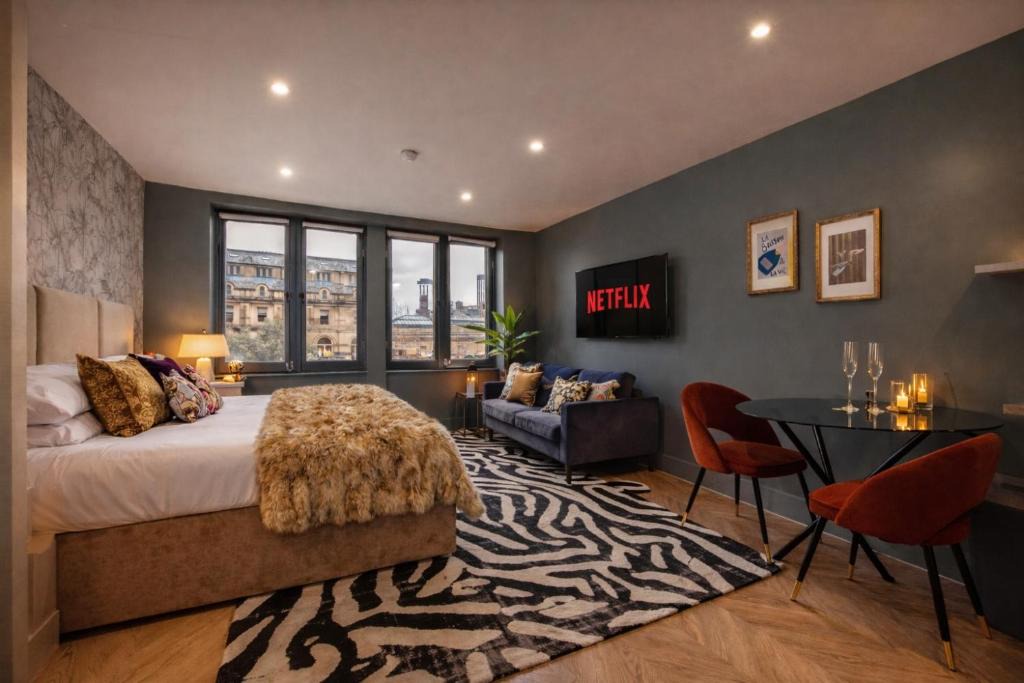 Leeds City Center Apartment | PrimeDeluxe Aparthotel