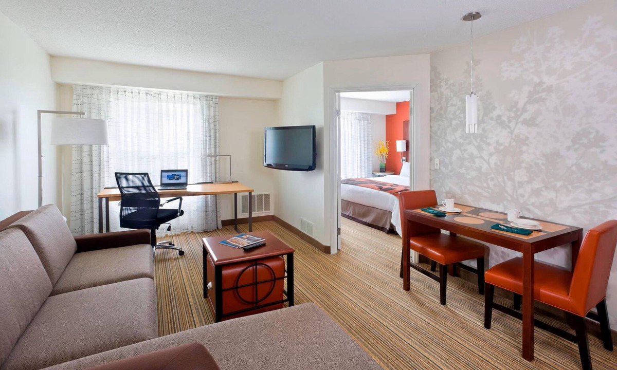 Madison Hotel | Primestay Extended Suites