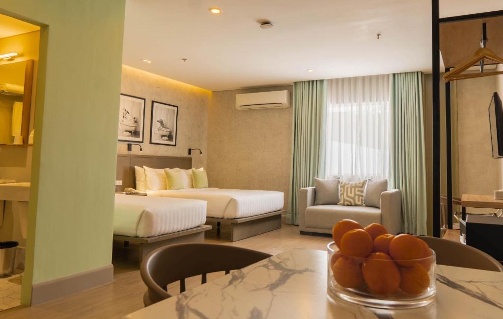 Santa Cruz Hotel | Primeway Suites Cebu