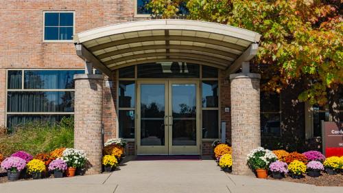 East Beltline Hotel | Prince Conference Center & Hotel